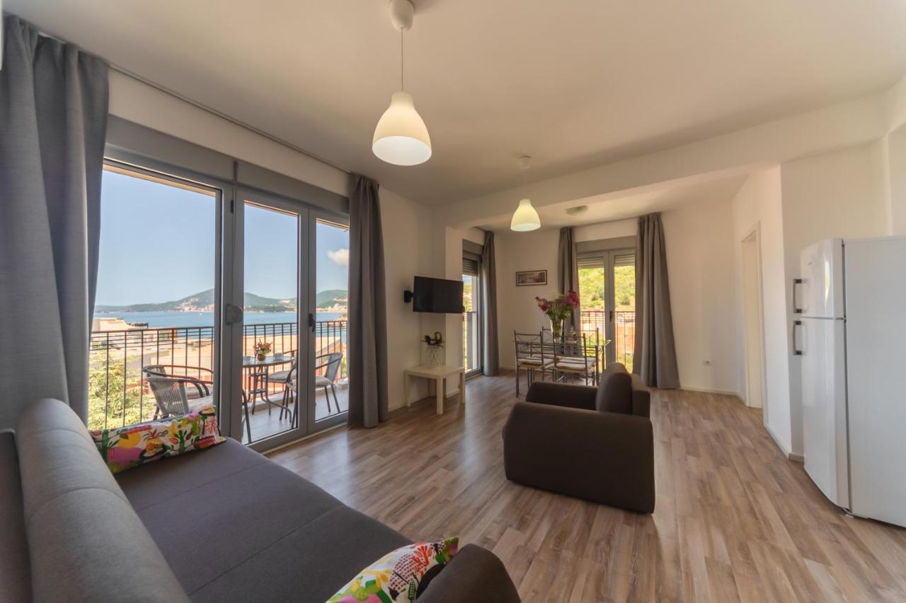 Apartments My Przno Sveti Stefan Exterior photo