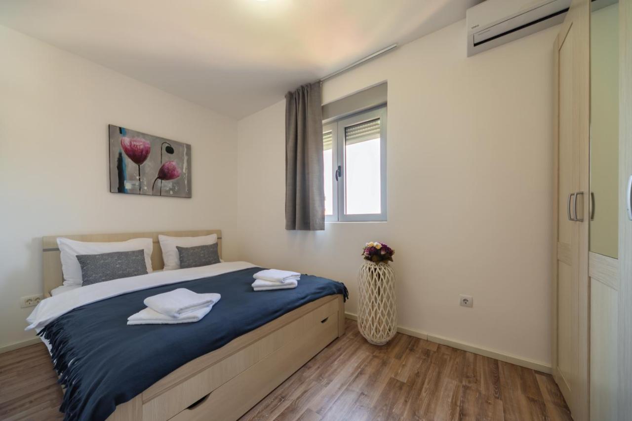 Apartments My Przno Sveti Stefan Exterior photo